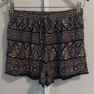 Hollister High Waist Printed Shorts Sz XS